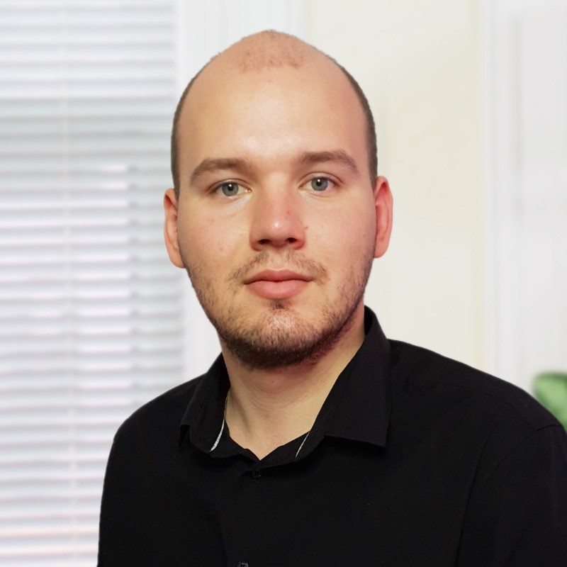 Balázs Kovács– játékkritikus